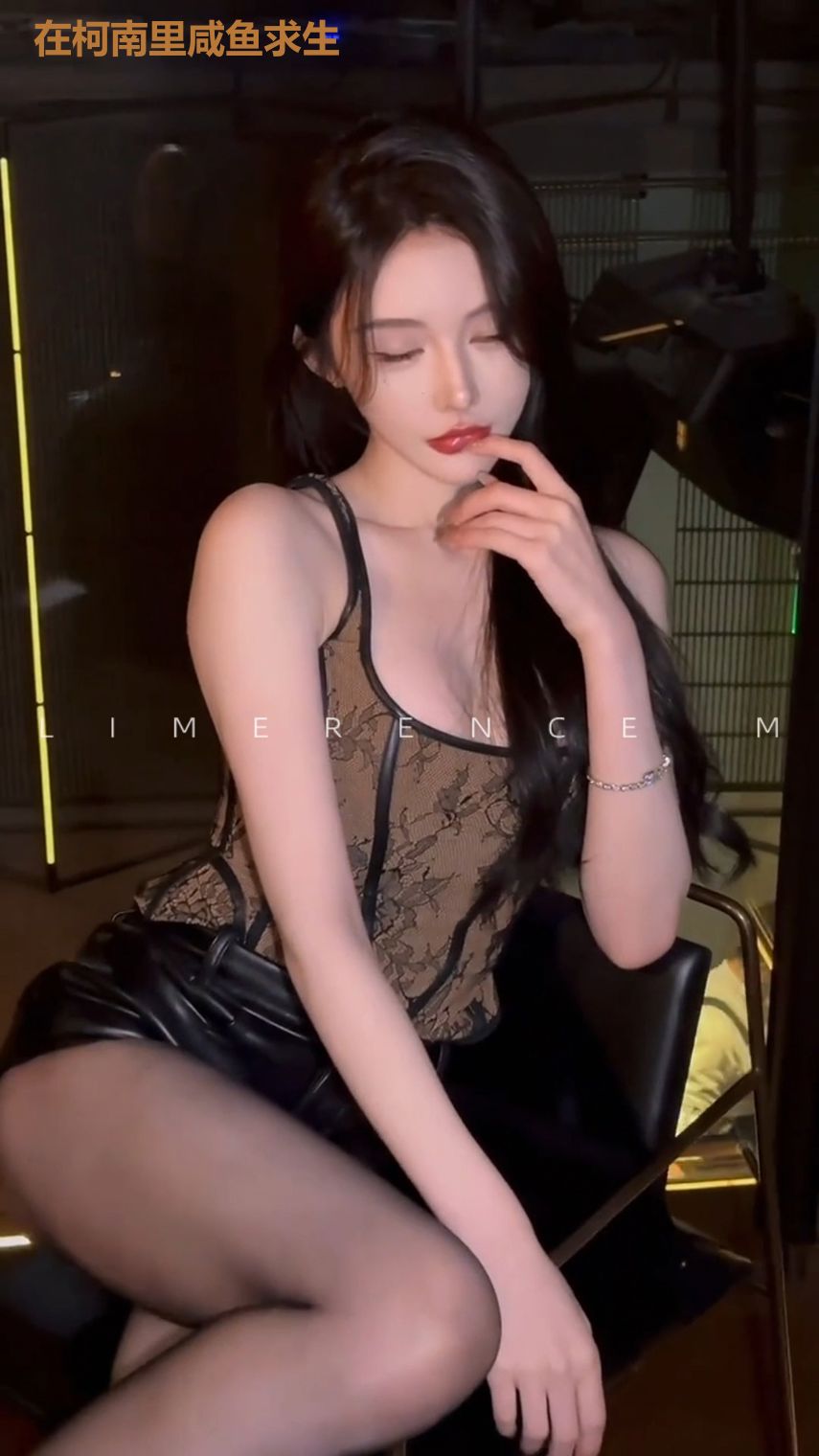 在柯南里咸鱼求生