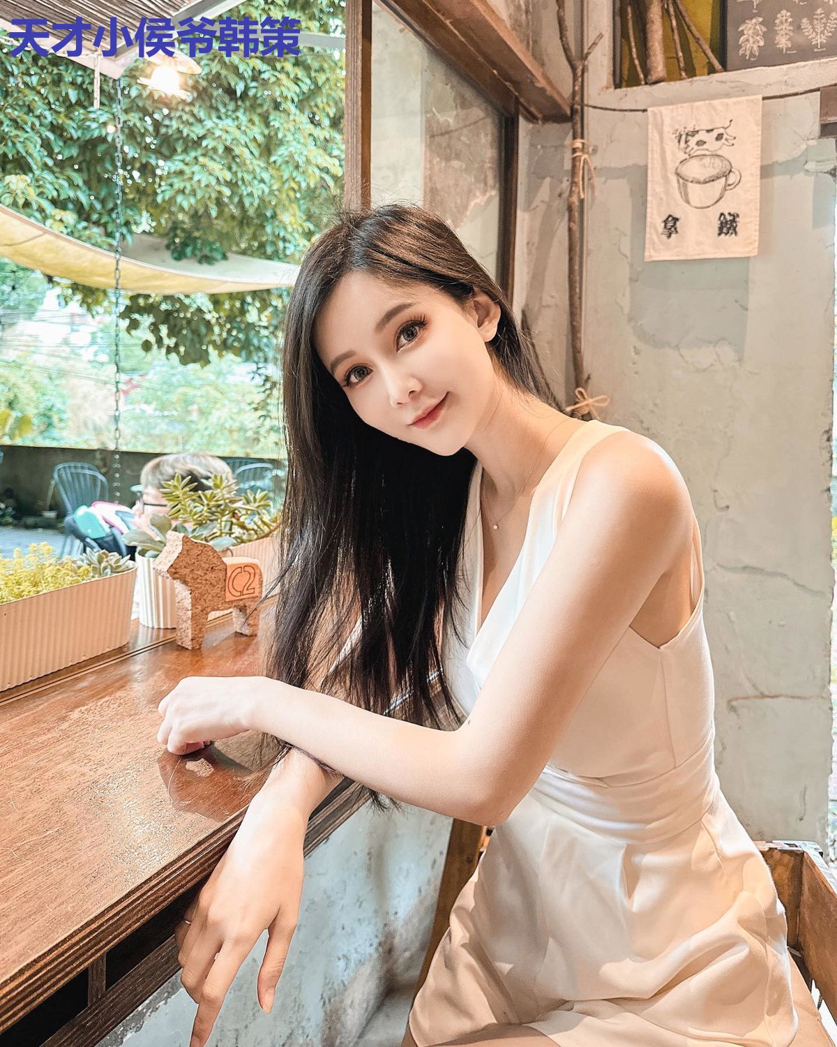 天才小侯爷韩策